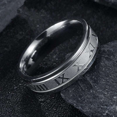 WALLA Vintage Roman Numerals Ring