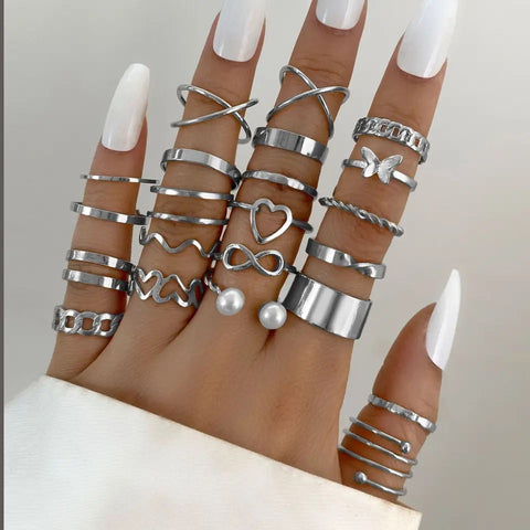 Vintage Multi-Shaped Rings Set