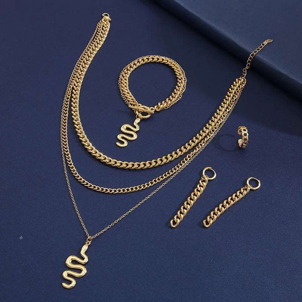 Serpentine Elegance: Exquisite Jewelry Set