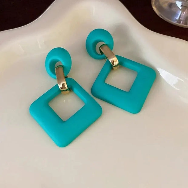 Fresh Color Dangle Earrings