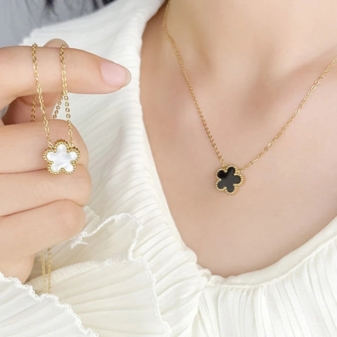 Luxurious 5-Petal Clover Necklace: Gold Plated Stainless Steel