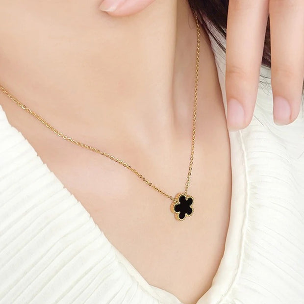 Luxurious 5-Petal Clover Necklace: Gold Plated Stainless Steel