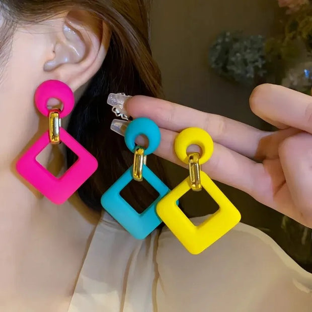 Fresh Color Dangle Earrings