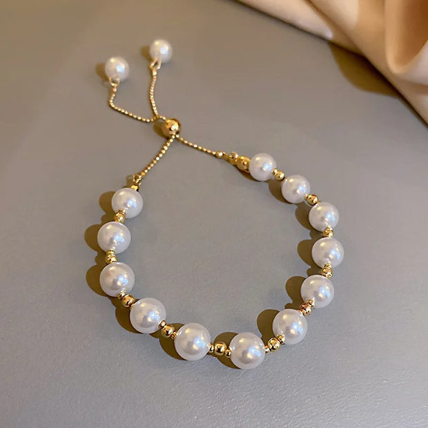 Elegant Baroque Pearl Bracelet