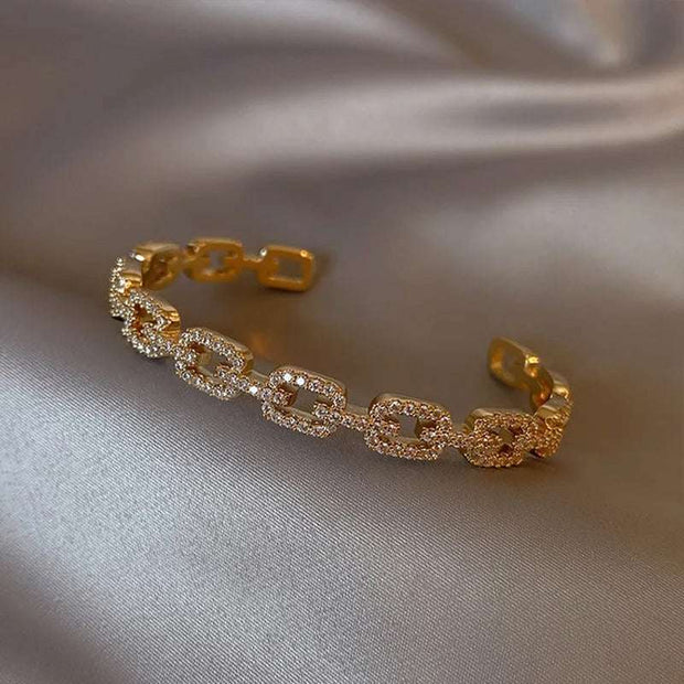 WALLA ZAKOL Luxury Zirconia Snake Bone Bangle